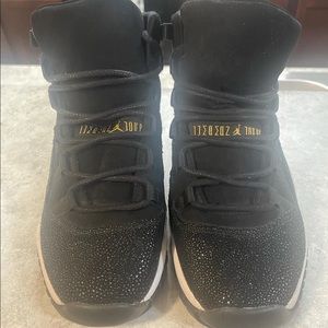 Jordan retro 11s
